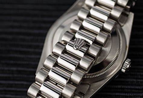 rolex clasp crown|types of Rolex clasps.